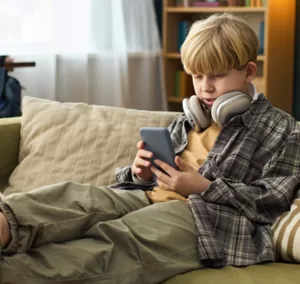 boy on cellphone Learn the brain science behind a learning mindset